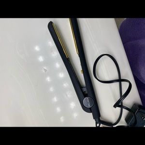 Bellami Nicole Guerrero 143 hair straightener